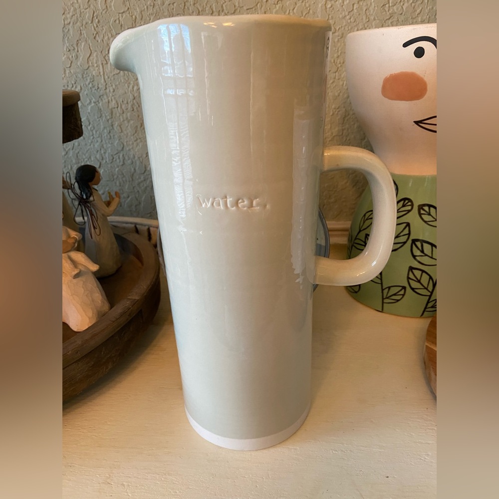 Magnolia water pitcher